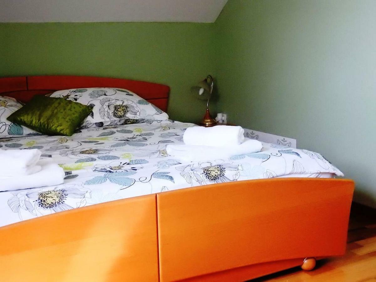 דירות Dol pri Ljubljani Natasha'S Garden House מראה חיצוני תמונה